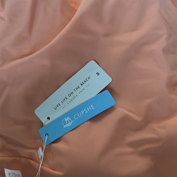 Cupshe one shoulder one piece NWT swimsuit - Picture 4 of 4